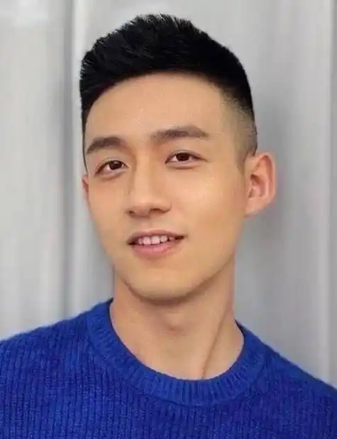 【潮吾】南方冬季时尚发型指南 | 青少年男生必备_短发_修剪_自然