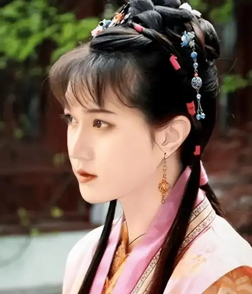 9位男扮女装的男明星,有的比女人还要美,这让女同胞情何以堪_成龙