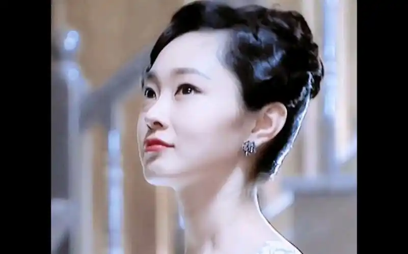 「宋轶」"民国时期的她像冒泡的汽水,像黄昏的日落"