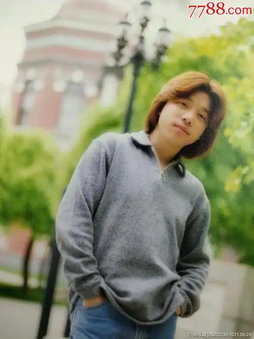 老照片4张著名歌手郭峰代表作让世界充满爱ly28