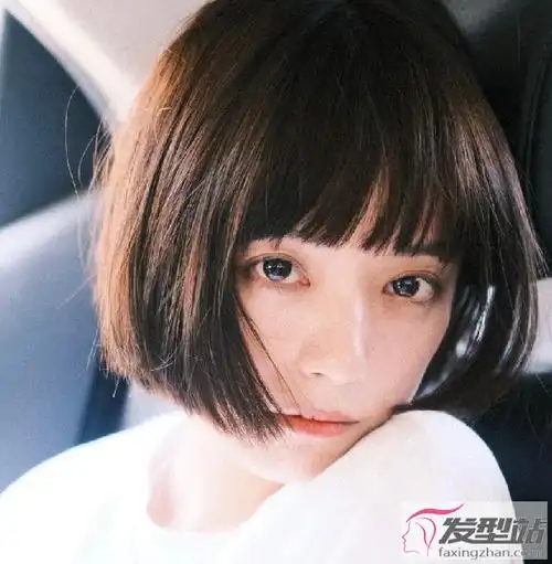 甜过初恋的短发 开学季女生短发_发型站_最新流行发型设计发型图片与