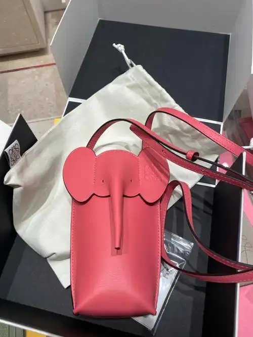 罗意威大象手机包