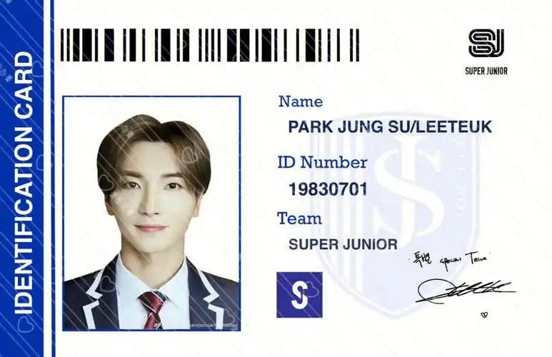 云的证件照不一样是因为昨天第一个做的云云,懒得换成一样的了……买