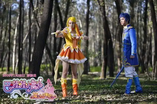 小朋友过巴啦啦小魔仙节大人也爱小魔仙