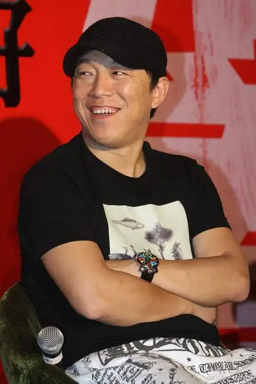 黄渤上半身vs下半身,幽默风趣有喜感,网友笑翻了