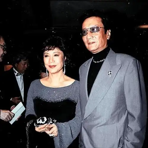 马|甄珍|狄波拉|萧芳芳|谢霆锋|刘家昌|coco|电影导演|驯养动物|奥林