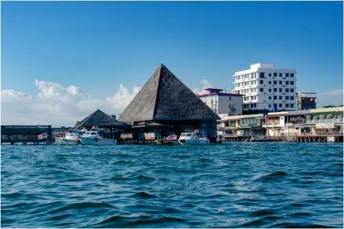 马来西亚:斗湖.