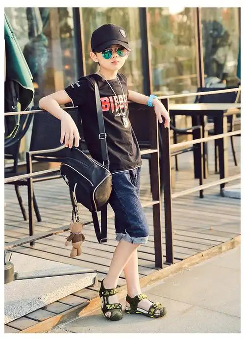 2020夏季新款时尚男童鞋儿童包头沙滩鞋中大童软底小男孩儿童凉鞋