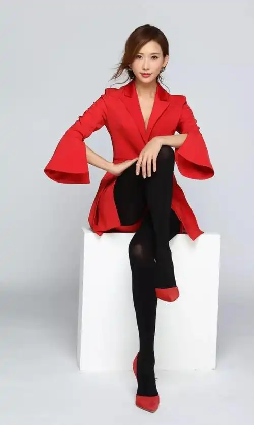 高跟鞋大长腿的林志玲