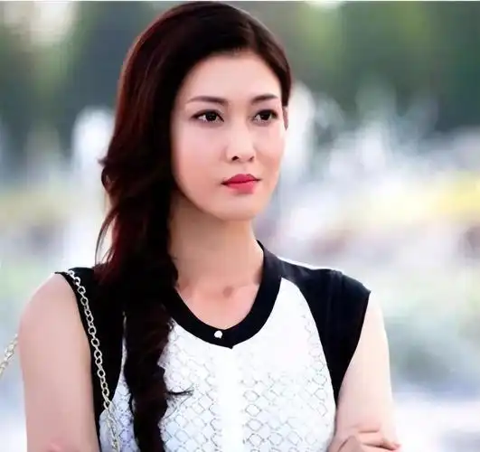 李彩桦&周励淇&陈敏之