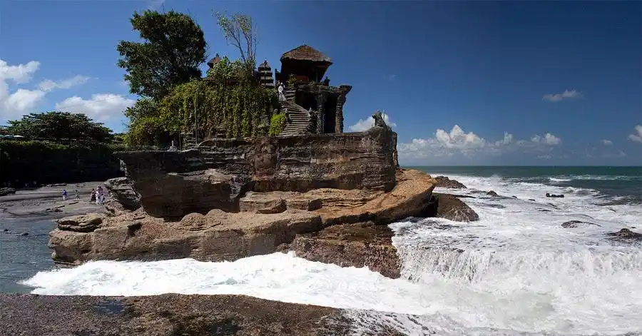 巴厘岛海神庙景观