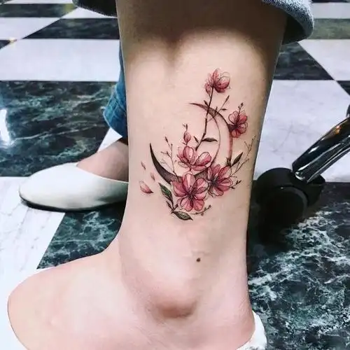 适合女生的纹身,适合女生的一组莲花线条纹身图案(适合女生的纹身作品