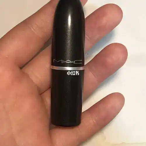 mac小辣椒色号是602吗「mac口红小辣椒和602是一样的吗」