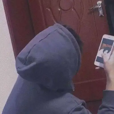 看不出来的情侣头像真人酷酷的看不出是情侣头像图片