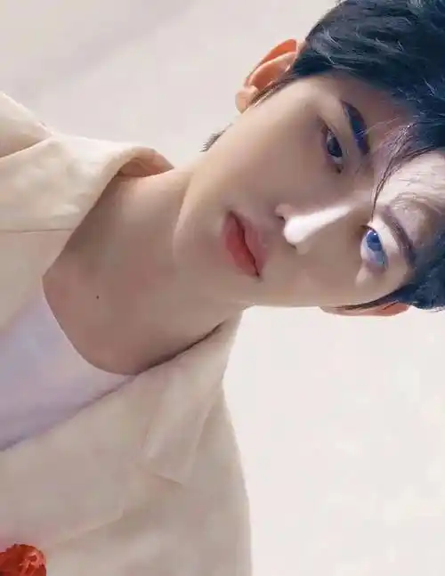 一问一答 | 何炅和保姆,蔡徐坤,杜海涛沈梦辰,檀健次,虞书欣,泰国女