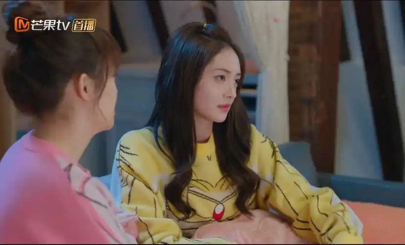 周洁琼 吴佳怡 13de marzo美少女毛衣(《影帝的公主》电视剧露出)