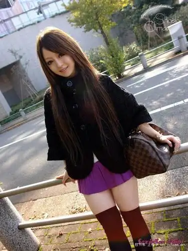 这女的什么名字,忘记了,谁给说下