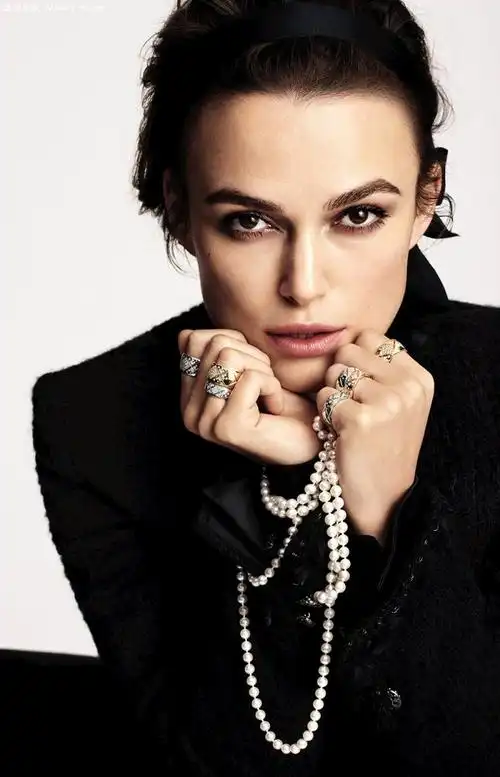 (keira knightley)成为香奈儿高级珠宝coco crush系列最新形象代言人!