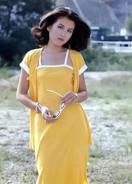 周润发:为陈玉莲自杀,与陈荟莲相守37年,前妻与孩子成终身遗憾