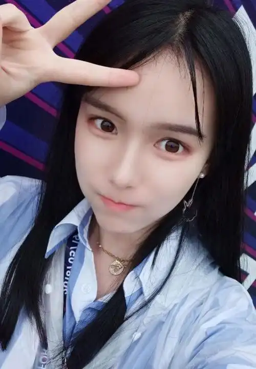 虎牙主播赵小臭个人资料简介 小臭正式入驻虎牙直播