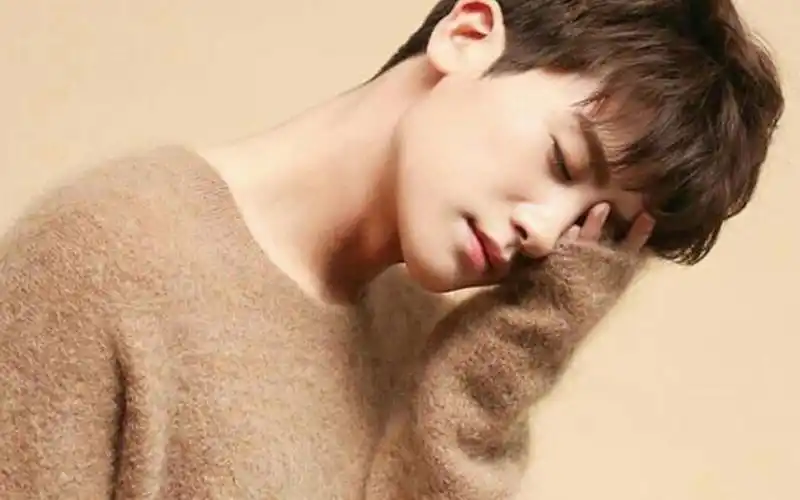 朴炯植综艺变身柠檬精为啥不是我我也想被抱想见真人帅气欧巴在线撩粉