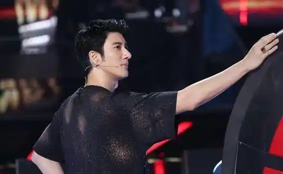 四强诞生,冠军已无悬念,那英战队斯丹曼簇有望夺冠_王力宏_陈其_哈林