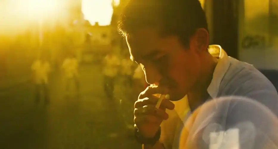 赢了张曼玉,爱过许晋亨,抢走闺蜜男友的刘嘉玲,并不简单_梁朝伟