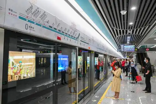 红星深度成都地铁十年逆袭背后的城市逻辑