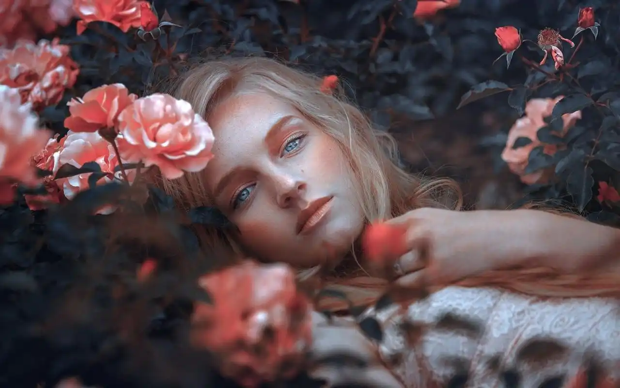 精选欧美美女唯美梦幻写真高清壁纸