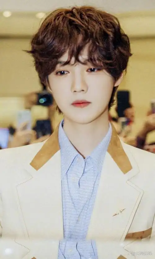 鹿晗公认的京城少爷让韩国节目组当面道歉他家世到底有多牛