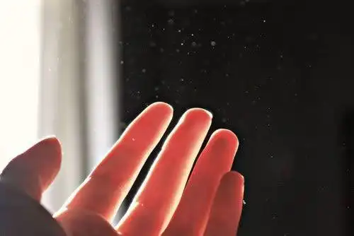 有关手的唯美意境图 芊芊玉指唯美姿态图片