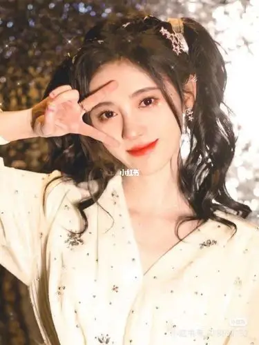 杨紫_鞠婧祎_娱乐_明星娱乐资讯