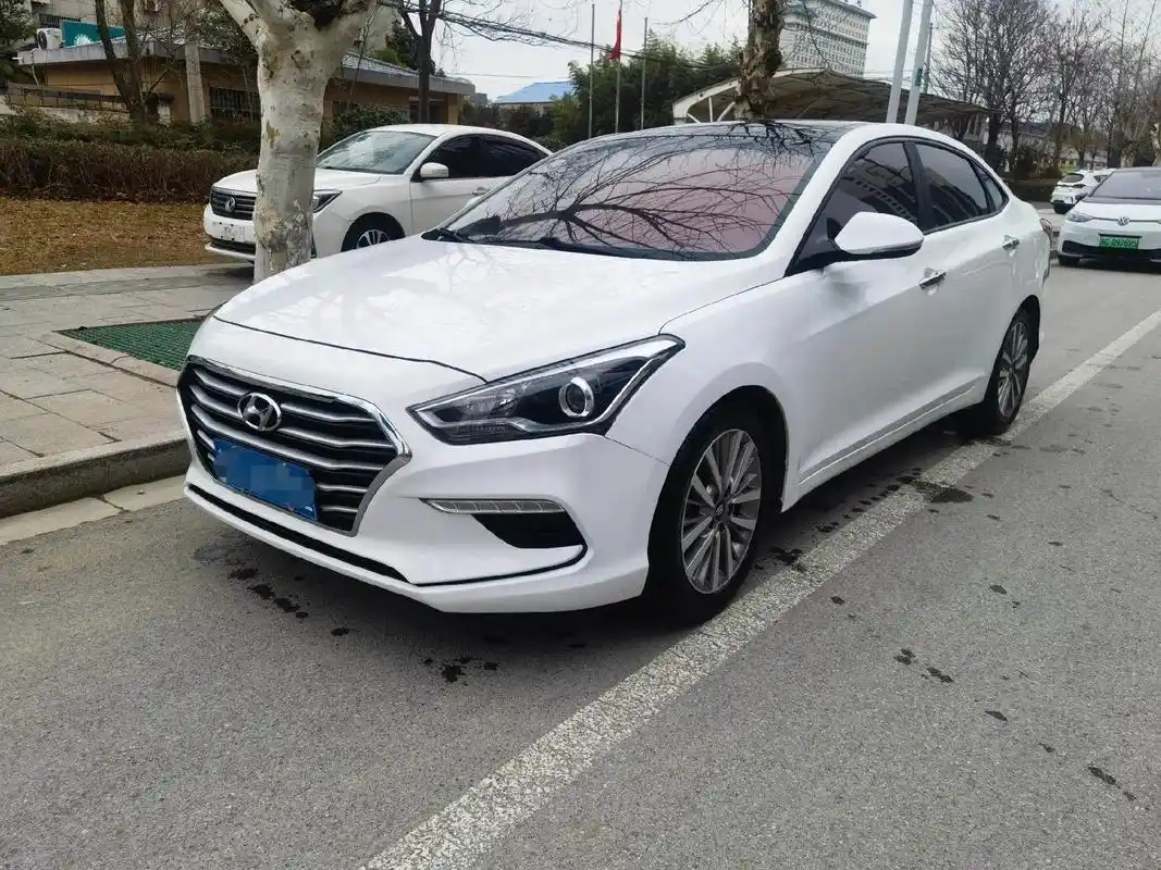 练手代步车 #每天推荐好车 刚刚拿下本地私家车北京现代名图,自动1