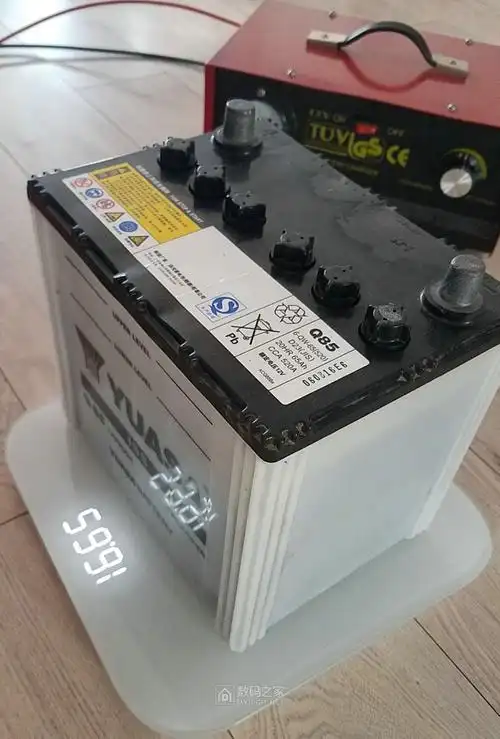 马自达创驰蓝天汤浅q85启停电瓶亏电结冰了换液充电复活失败