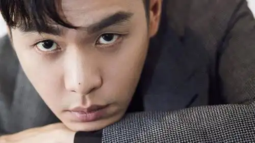 时尚型男张若昀霸气高冷写真,高清壁纸图片,大陆明星-回车桌面