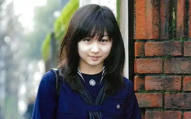 日本皇室最美的公主,佳子穿衣大胆爱跳热舞,26岁为身份放弃梦想 .