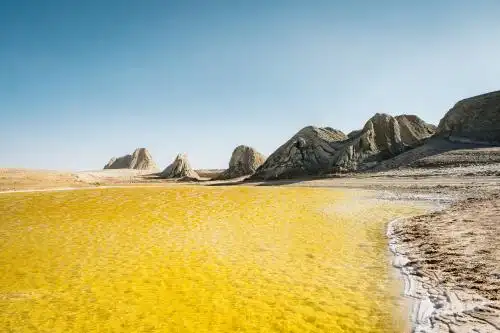 中国青海海西州俄博梁硫磺湖