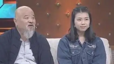 李琦:每天两包烟,顿顿8两酒,郊区摆摊"天价烧烤",没钱了吗