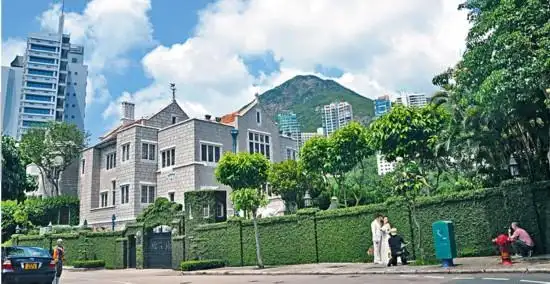 郭晶晶霍启刚大婚在即 罕见亲密恋爱照曝光(图)【12】