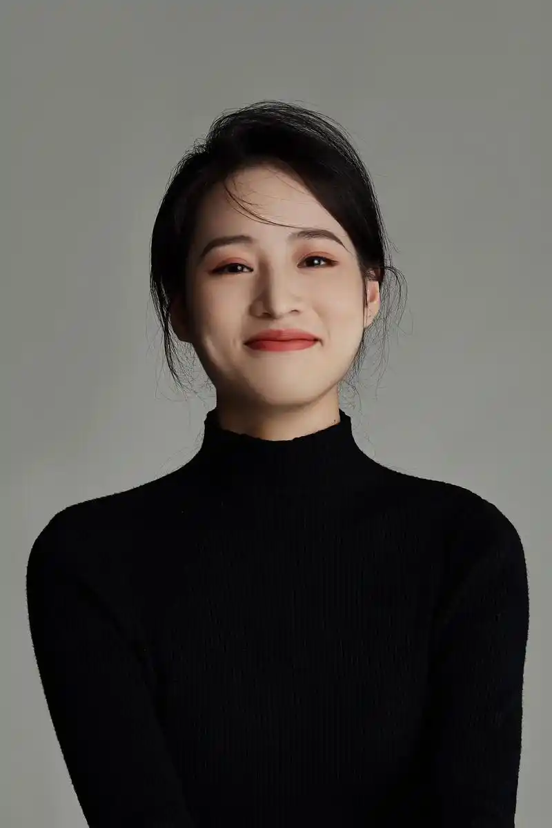 广西艺术学院舞蹈学院19级表教女4班个人照《舞色赋》4月1 - 抖音