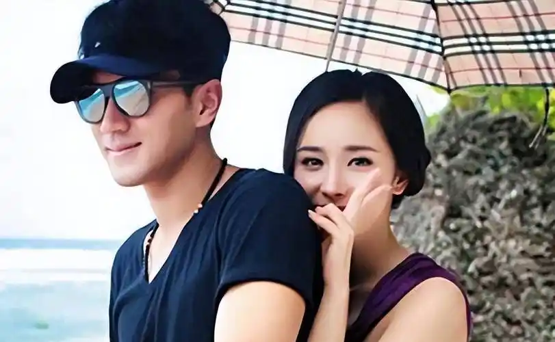 甚至还因王鸥的出现让两人的事业彻底迎来反转.