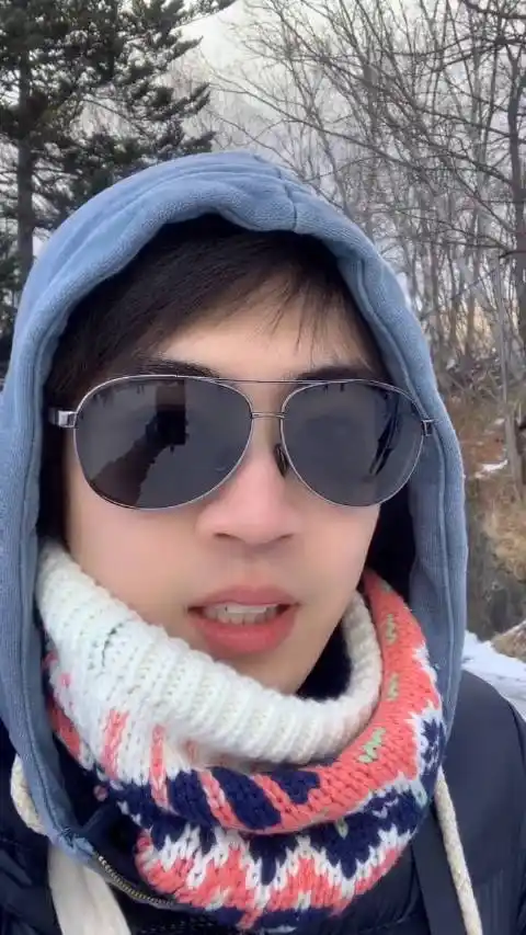 c 杨天翔 被言午黑土今天有没有想我快转了  1月19日 11:48 来自 旅游