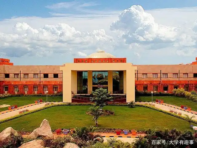 因资不抵债,石家庄一贵族学校被法院强制停办,家长们欲哭无泪