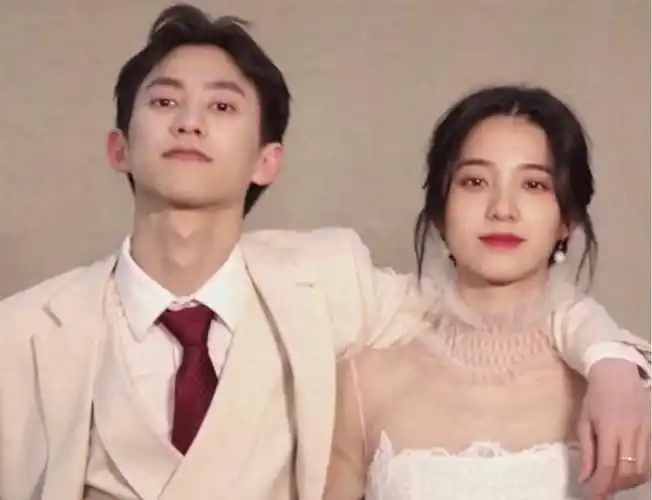 俞彬和万鹏的剧叫什么,俞彬女朋友是谁?