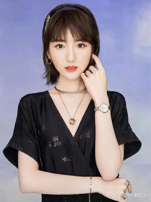 干货30的毛晓彤如何维持少女感