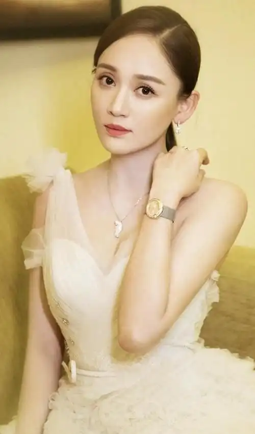 陈乔恩的惊艳美照美丽惊艳