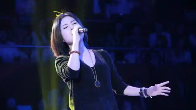 她的一首《我不想说》一开口却是"男声"惊艳全场,太好听了!