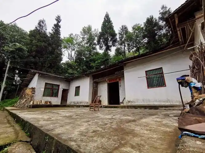 这体现着老家人勤劳勇敢,热爱生活的品质  !