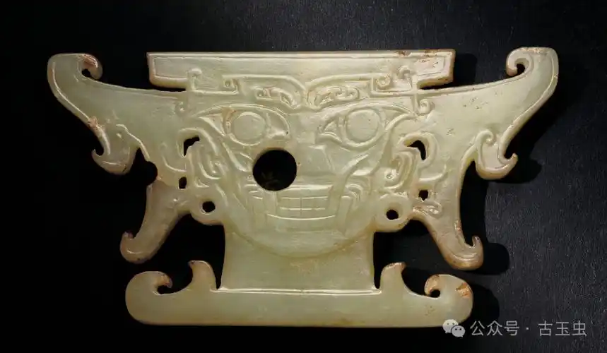 来自:>自华居>《石家河玉器>1080_629