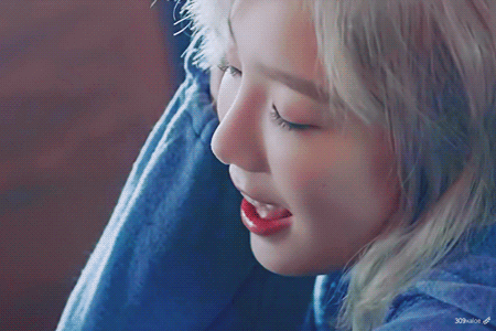 金泰妍少女时代mv深情演唱韩星gif动图_动态图_表情包下载_soogif